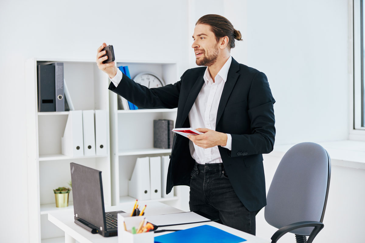 Legal considerations taking photos in the workplace Employee Rights